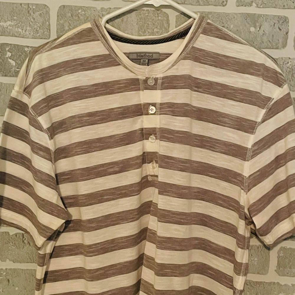 Mens casual shirt medium